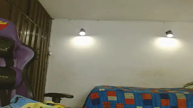 Snapshot of engielphoenis14 chatting on 27, 11, 2025 engielphoenis14 online show from 27, 11, 2025