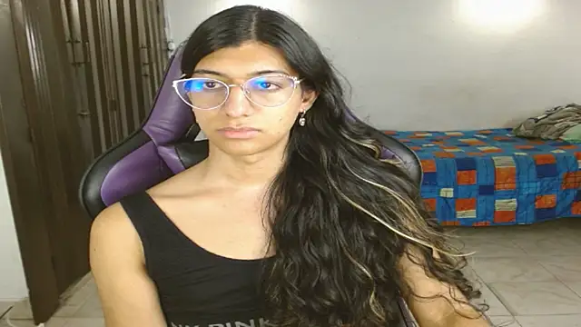 Snapshot of engielphoenis14 chatting on 29, 11, 2025 engielphoenis14 online show from 29, 11, 2025