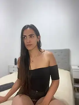 Snapshot of alessandra-a chatting on 15, 12, 2024 alessandra-a online show from 15, 12, 2024