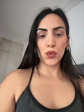 Snapshot of alessandra-a chatting on 16, 11, 2025 alessandra-a online show from 16, 11, 2025