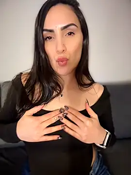 alessandra-a online show from 2, 7, 2026