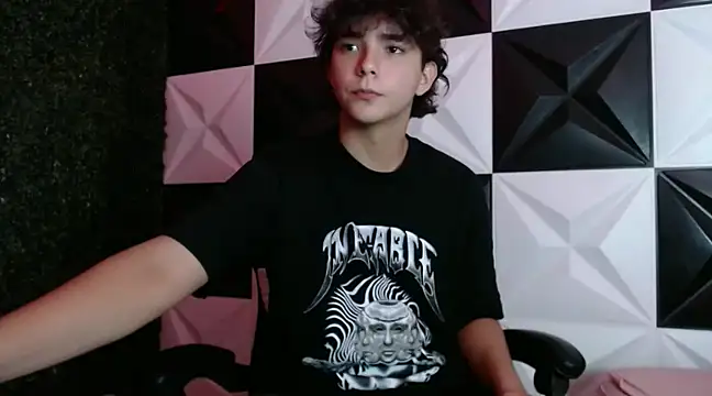 Dani cumboy online show from 20, 12, 2024