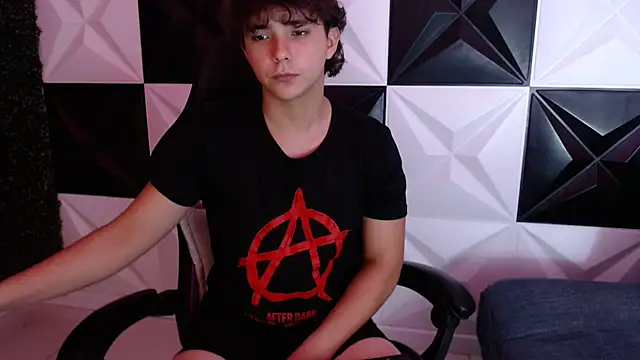 Dani cumboy online show from 19, 1, 2025