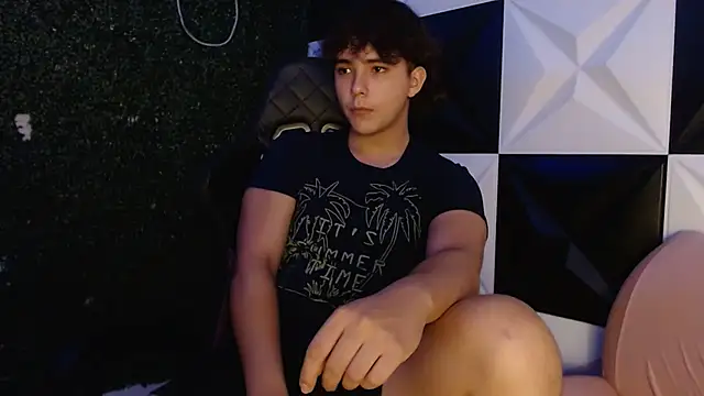 Dani cumboy online show from 19, 2, 2025