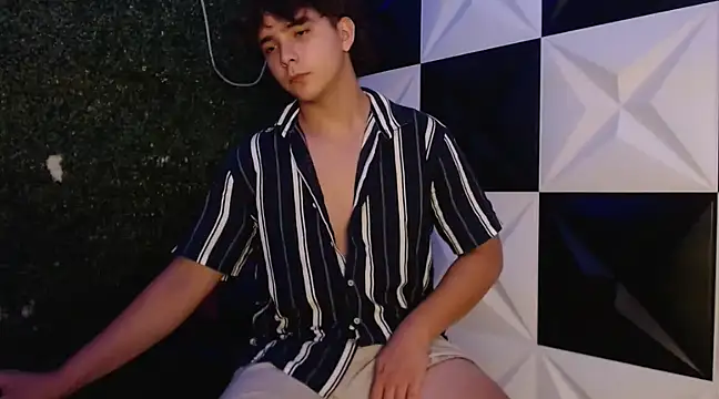 Dani cumboy online show from 20, 2, 2025