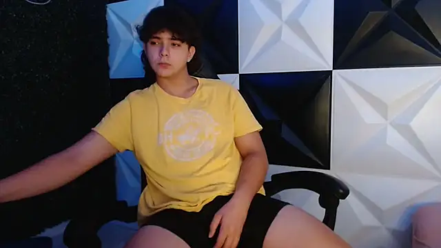 Dani cumboy online show from 27, 2, 2025