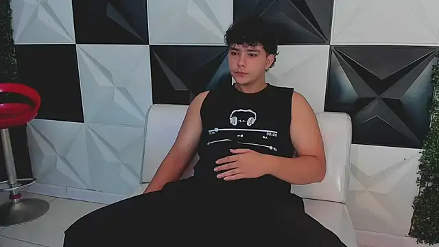 Dani cumboy online show from 2, 10, 2025