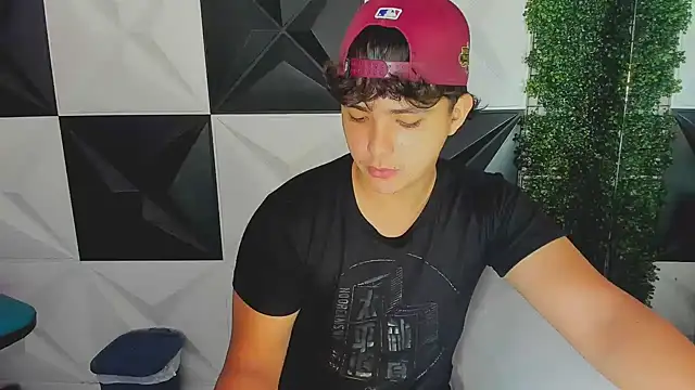 Dani cumboy online show from 17, 10, 2025