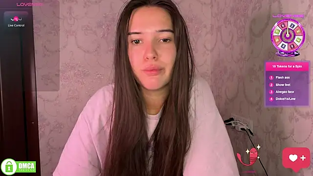 Snapshot of the_princese chatting on 31, 10, 2025 the princese online show from 31, 10, 2025