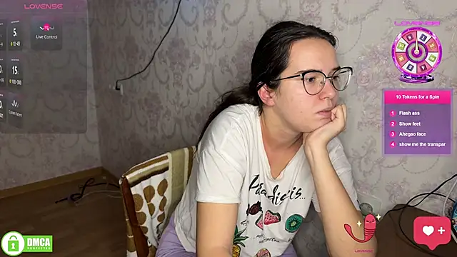 Snapshot of the_princese chatting on 30, 11, 2025 the princese online show from 30, 11, 2025