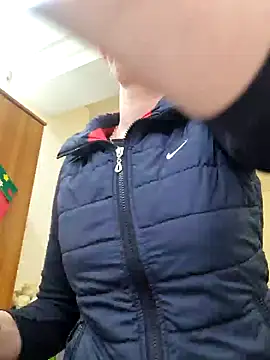 Evadesirex46 online show from 24, 12, 2024