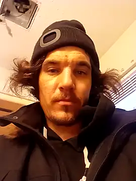 Lilsmokeshow017 online show from 8, 2, 2025