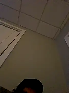 Lilsmokeshow017 online show from 21, 9, 2025