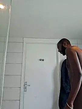 Snapshot of roohblak chatting on 5, 10, 2025 roohblak online show from 5, 10, 2025