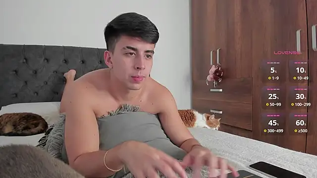 Snapshot of jordanmuskk chatting on 17, 12, 2025 jordanmuskk online show from 17, 12, 2025