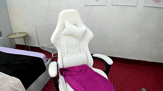 patriciakeys online show from 25, 2, 2025