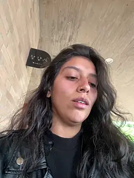 BrittanyDiaz online show from 3, 2, 2026