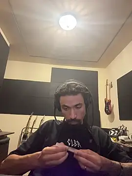 hotcamboy420 online show from 30, 11, 2025