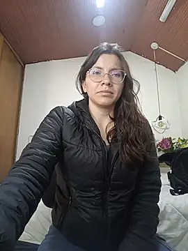 karlamorris  online show from 17, 12, 2025