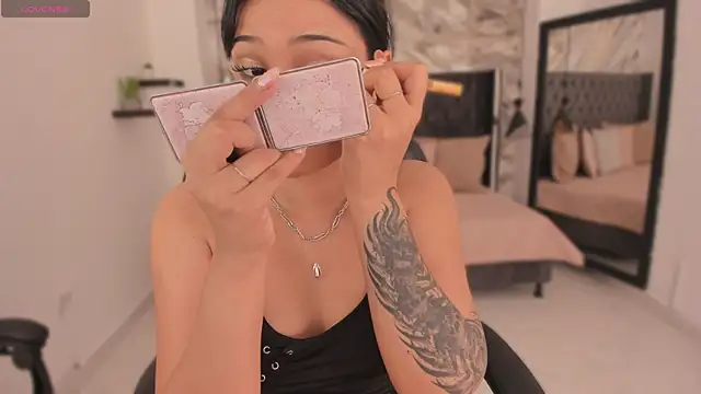 renee shelby  online show from 10, 4, 2026