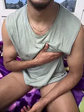 SoufiaAlix online show from 5, 4, 2026