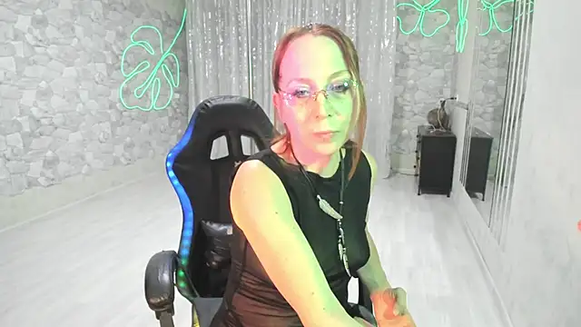 JessicaFamee online show from 27, 10, 2025