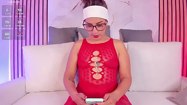 ChloeParkss  online show from 13, 3, 2026