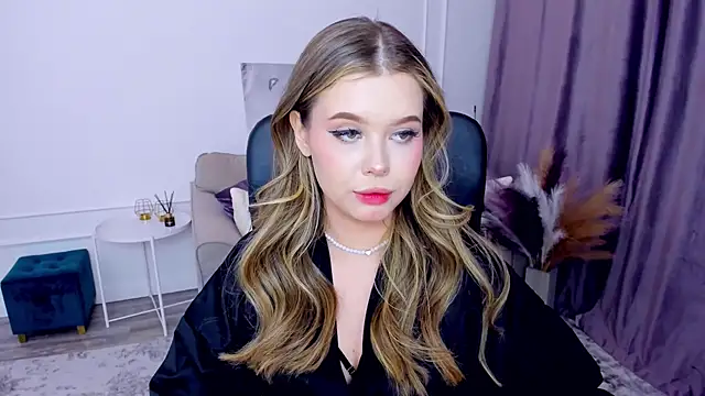 Snapshot of FollowLovee chatting on 21, 2, 2025 FollowLovee online show from 21, 2, 2025