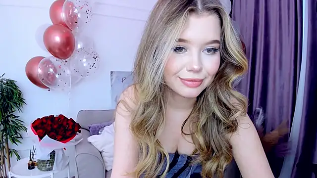 Snapshot of FollowLovee chatting on 22, 3, 2025 FollowLovee online show from 22, 3, 2025