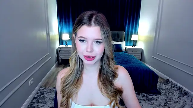 Snapshot of FollowLovee chatting on 12, 9, 2025 FollowLovee online show from 12, 9, 2025