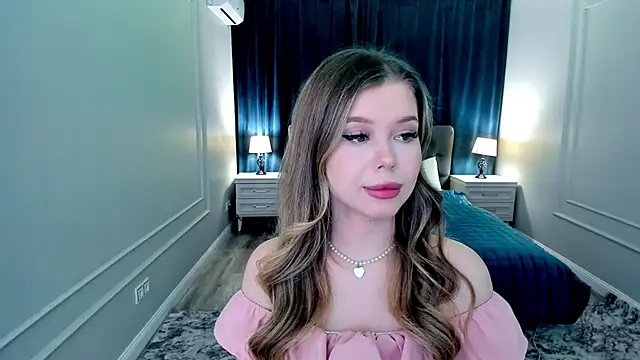 Snapshot of FollowLovee chatting on 5, 10, 2025 FollowLovee online show from 5, 10, 2025