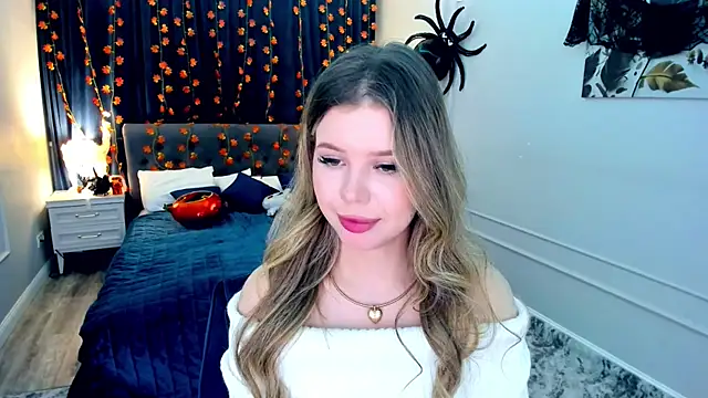 Snapshot of FollowLovee chatting on 13, 10, 2025 FollowLovee online show from 13, 10, 2025