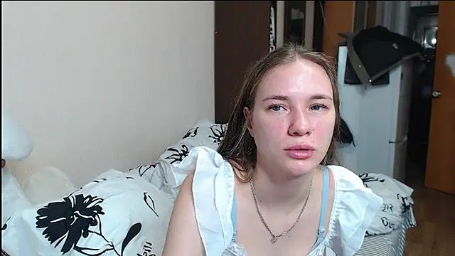 Snapshot of leila_bambi_ chatting on 26, 12, 2024 leila bambi online show from 26, 12, 2024