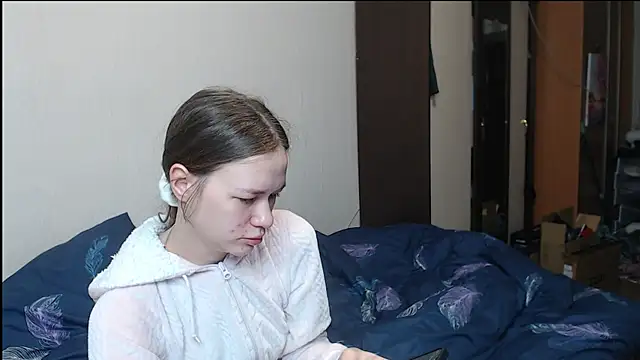 Snapshot of leila_bambi_ chatting on 13, 3, 2025 leila bambi online show from 13, 3, 2025