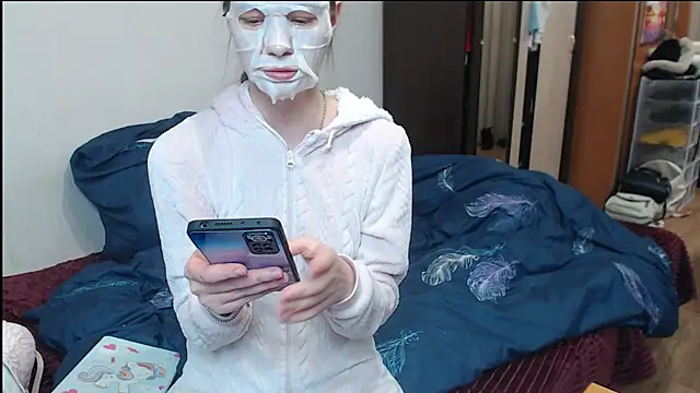 Snapshot of leila_bambi_ chatting on 14, 3, 2025 leila bambi online show from 14, 3, 2025