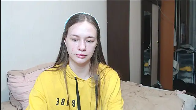 Snapshot of leila_bambi_ chatting on 18, 3, 2025 leila bambi online show from 18, 3, 2025