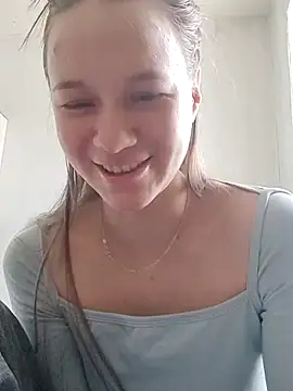 leila bambi  online show from 13, 2, 2026