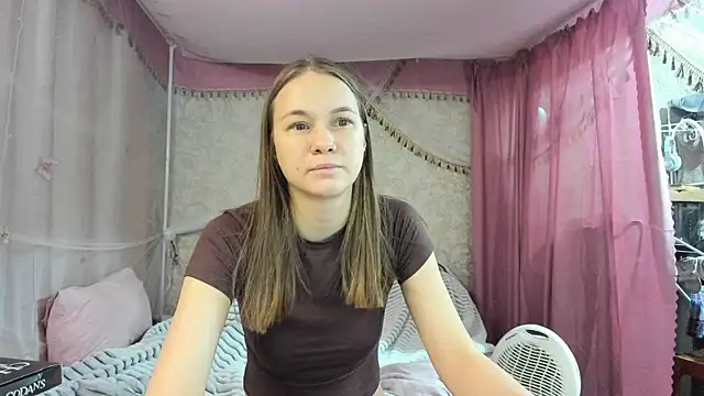 leila bambi  online show from 24, 3, 2026