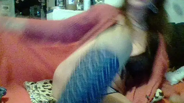 Snapshot of gildamilf chatting on 3, 12, 2025 gildamilf online show from 3, 12, 2025