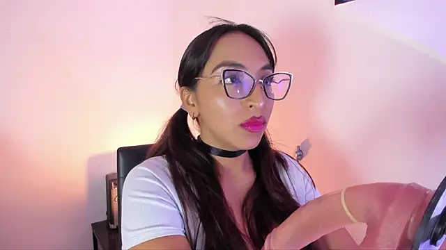 Leticia brownn1 online show from 23, 9, 2025