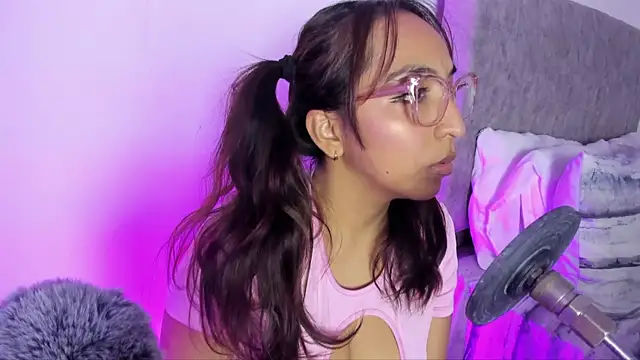 Leticia brownn1 online show from 29, 3, 2026