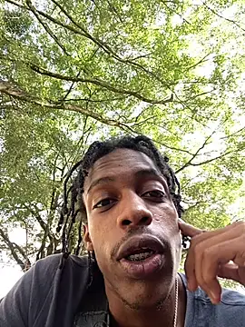 Larry-n-clouds online show from 17, 12, 2025