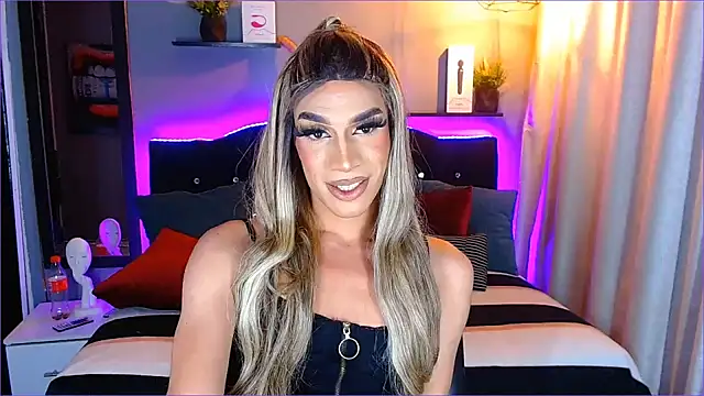 camila hootie online show from 23, 1, 2025