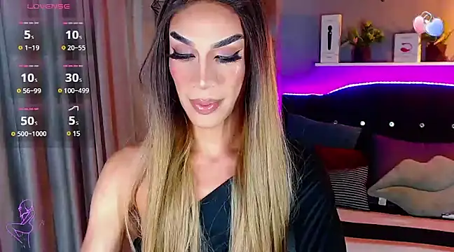 camila hootie online show from 5, 3, 2025