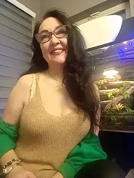 Snapshot of CamilleDesire chatting on 22, 12, 2024 CamilleDesire online show from 22, 12, 2024