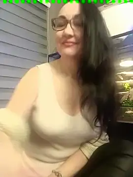 Snapshot of CamilleDesire chatting on 25, 12, 2024 CamilleDesire online show from 25, 12, 2024
