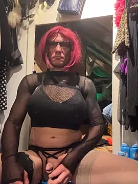 Xenia-Cosmo online show from 19, 10, 2025