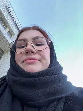 Snapshot of RinaCat chatting on 17, 12, 2024 RinaCat online show from 17, 12, 2024