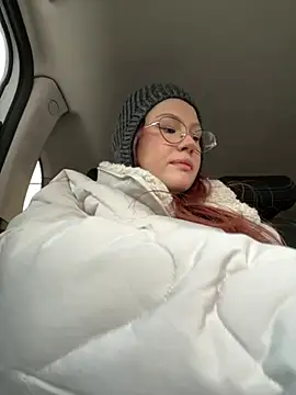 Snapshot of RinaCat chatting on 27, 12, 2024 RinaCat online show from 27, 12, 2024