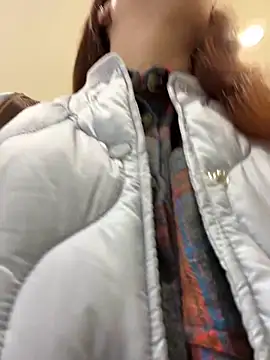 Snapshot of RinaCat chatting on 4, 1, 2025 RinaCat online show from 4, 1, 2025